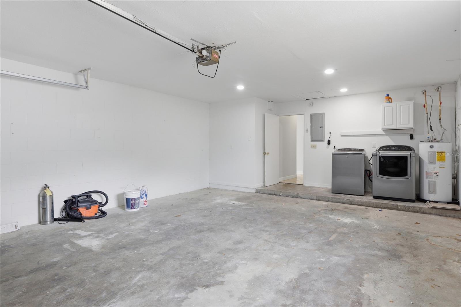 WOODBERY ESTATES FIRST ADDITIO - Residential