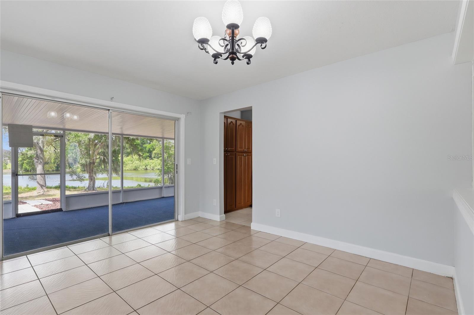 1114 ESTATEWOOD DRIVE