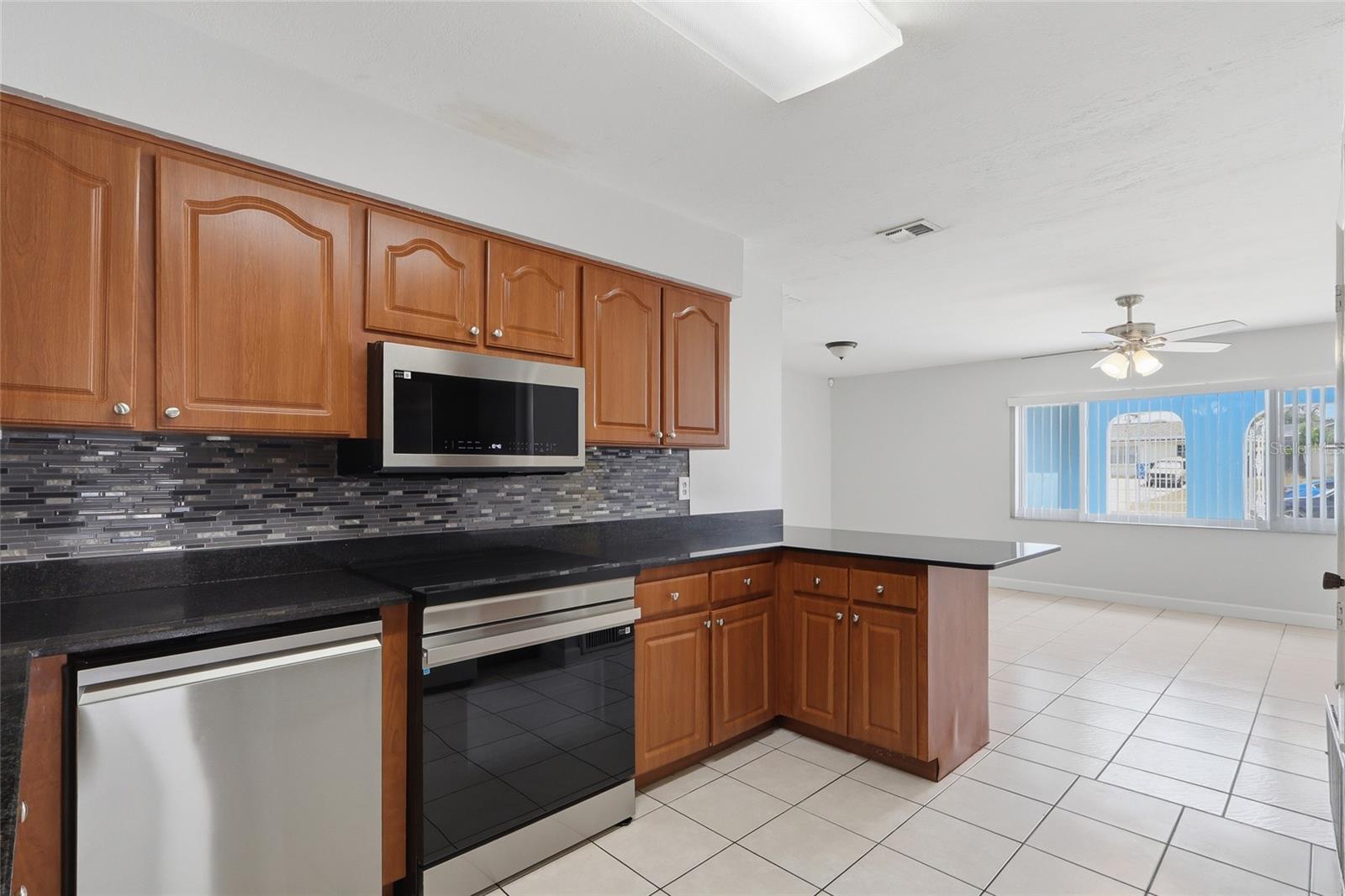 WOODBERY ESTATES FIRST ADDITIO - Residential