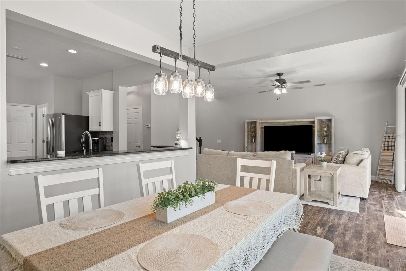 LAKESIDE PH 1A 2A & 05 - Residential Lease