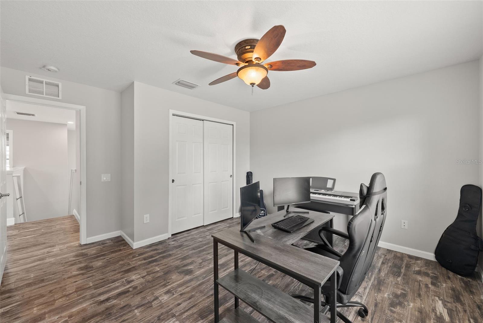 LAKESIDE PH 1A 2A & 05 - Residential Lease