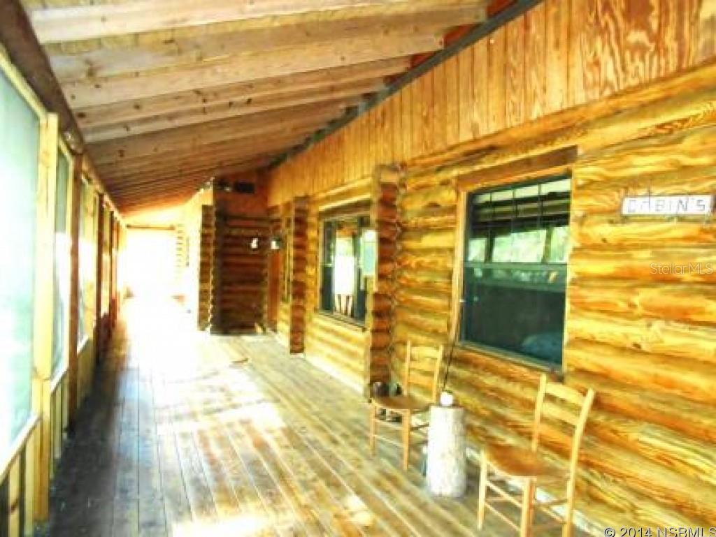 Reed & Gauldens E 01/3 McIntosh Grant - Residential