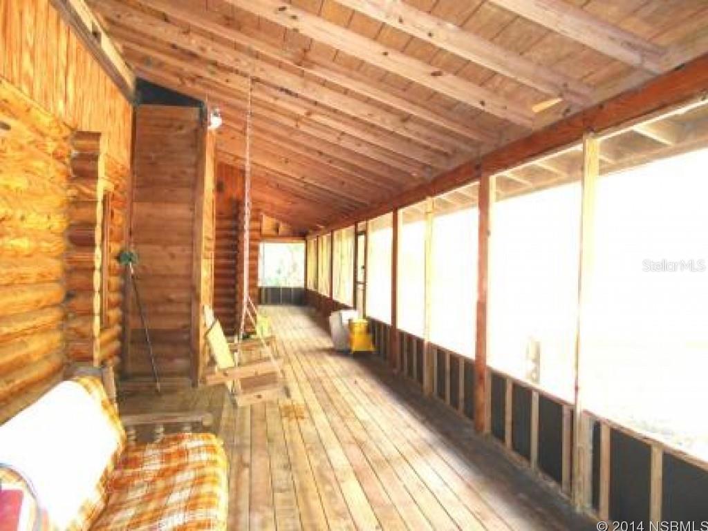 Reed & Gauldens E 01/3 McIntosh Grant - Residential