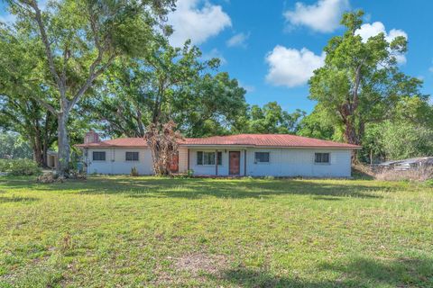 4711 W SAM ALLEN ROAD PLANT CITY FL 33565