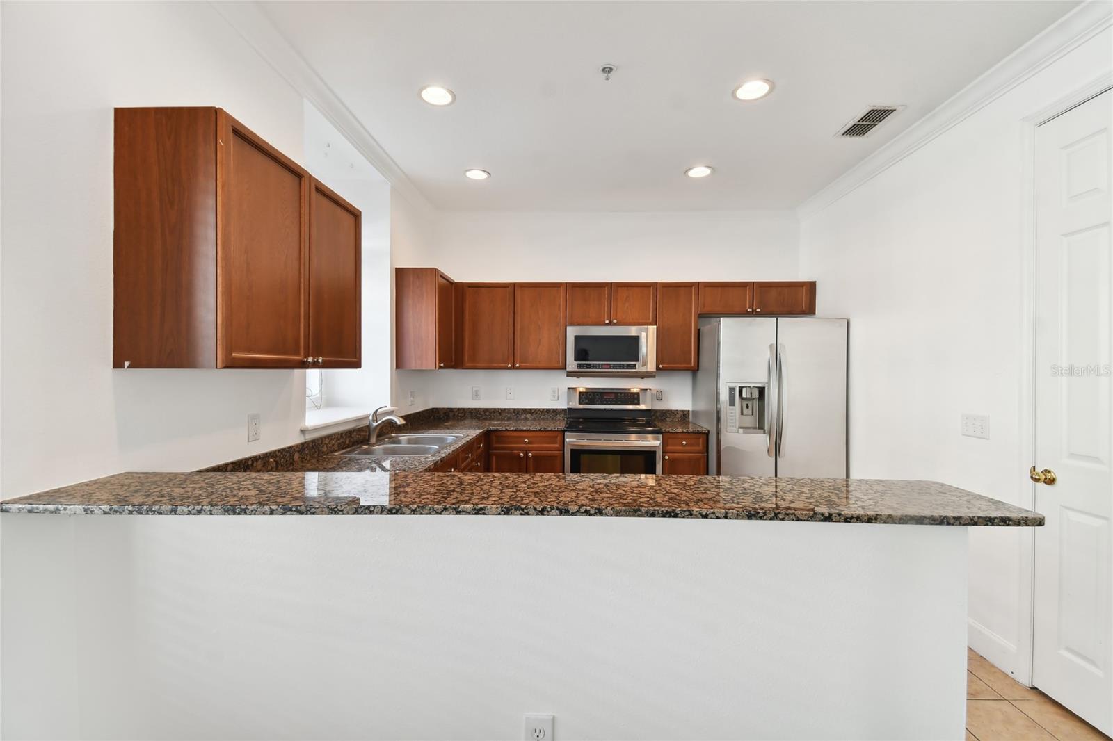 3111 W DE LEON STREET 9