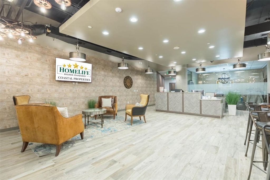 Photo of 400 N Ashley Drive #2617, Tampa, FL 33602 (MLS # TB8350853)