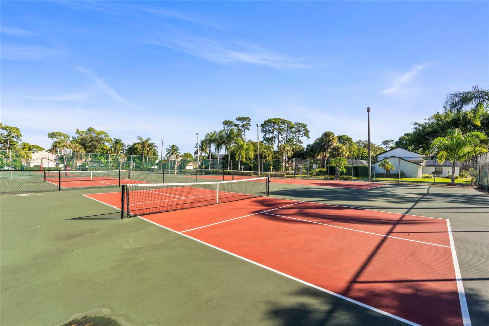 VICTORIA WOODS 04 PT REPL - Residential