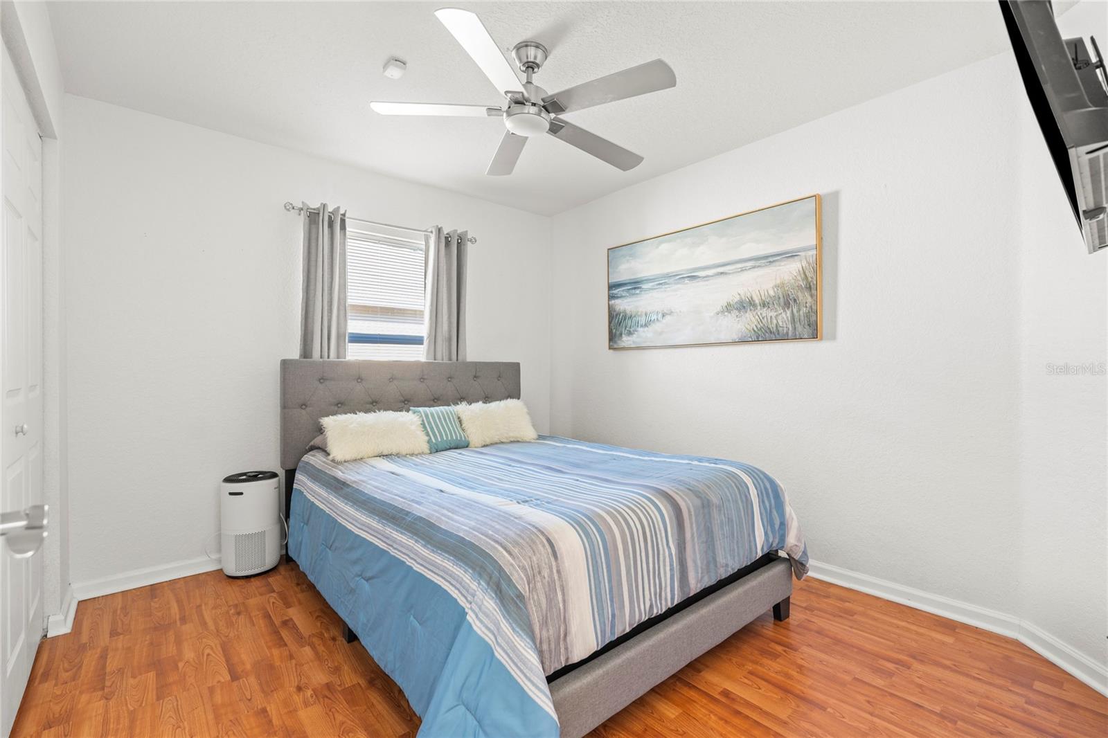 VICTORIA WOODS 04 PT REPL - Residential