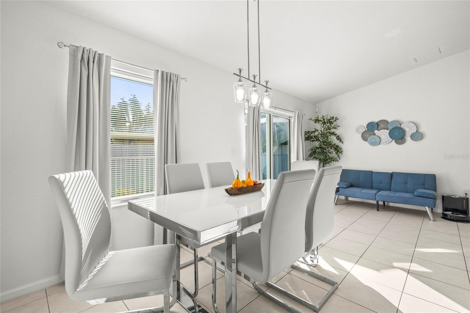 VICTORIA WOODS 04 PT REPL - Residential