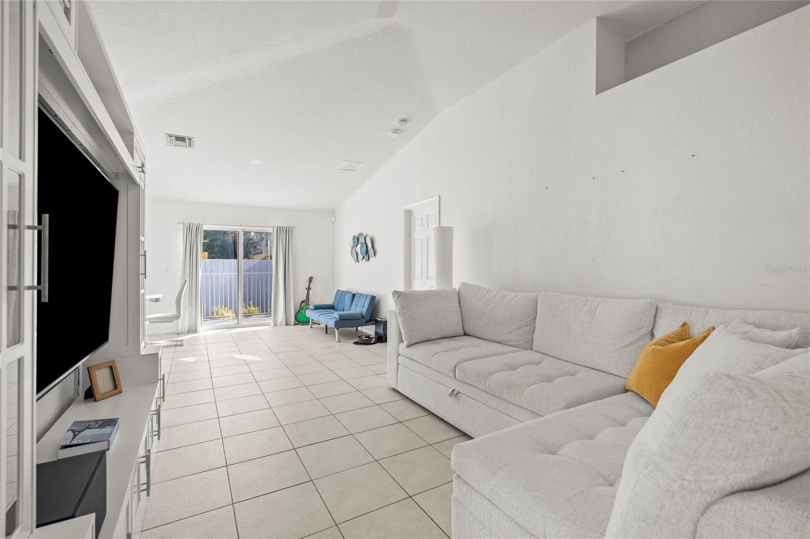 VICTORIA WOODS 04 PT REPL - Residential