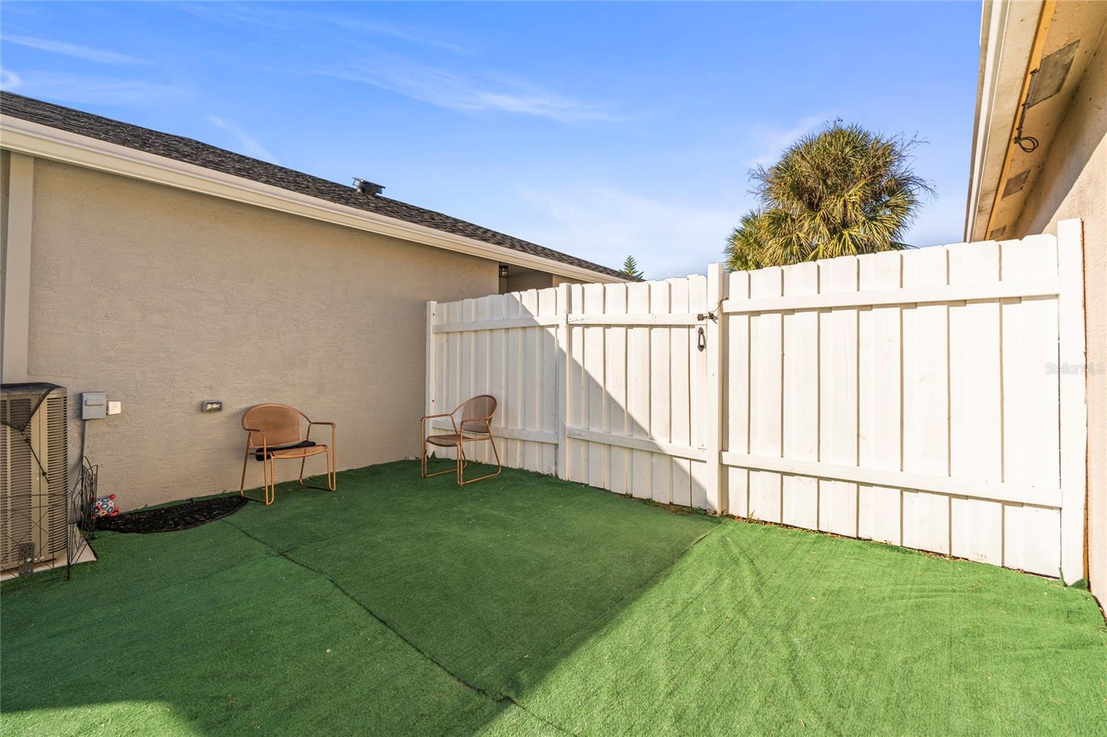 VICTORIA WOODS 04 PT REPL - Residential