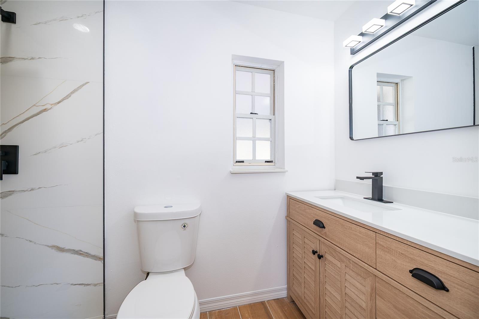 ENGELWOOD PARK - Residential