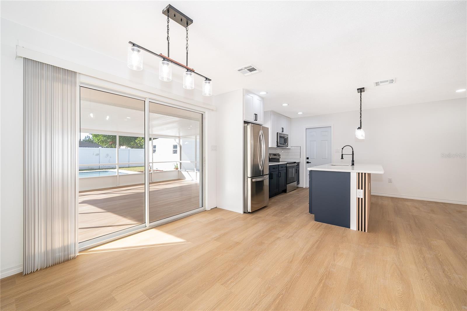 ENGELWOOD PARK - Residential