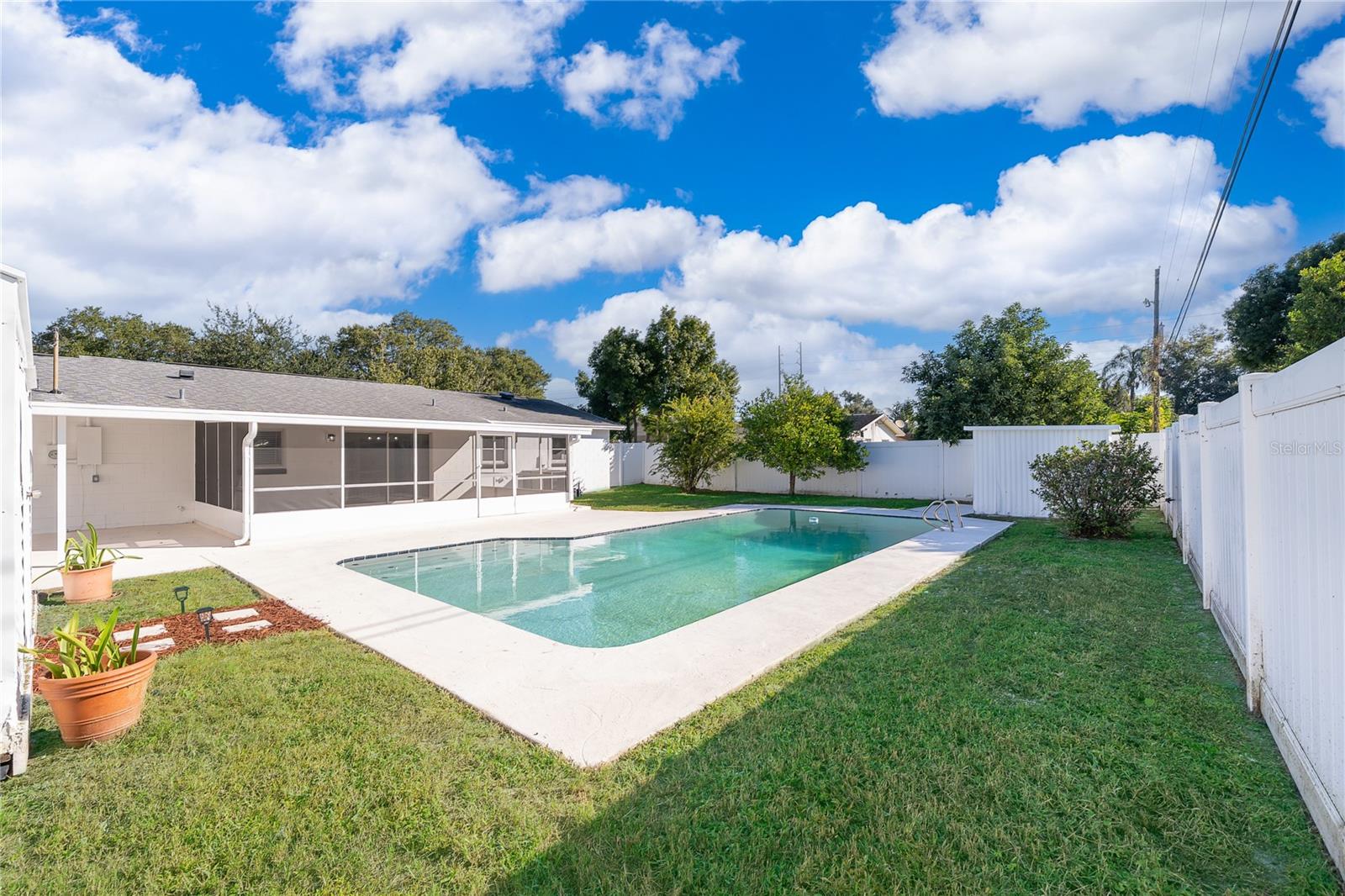 ENGELWOOD PARK - Residential