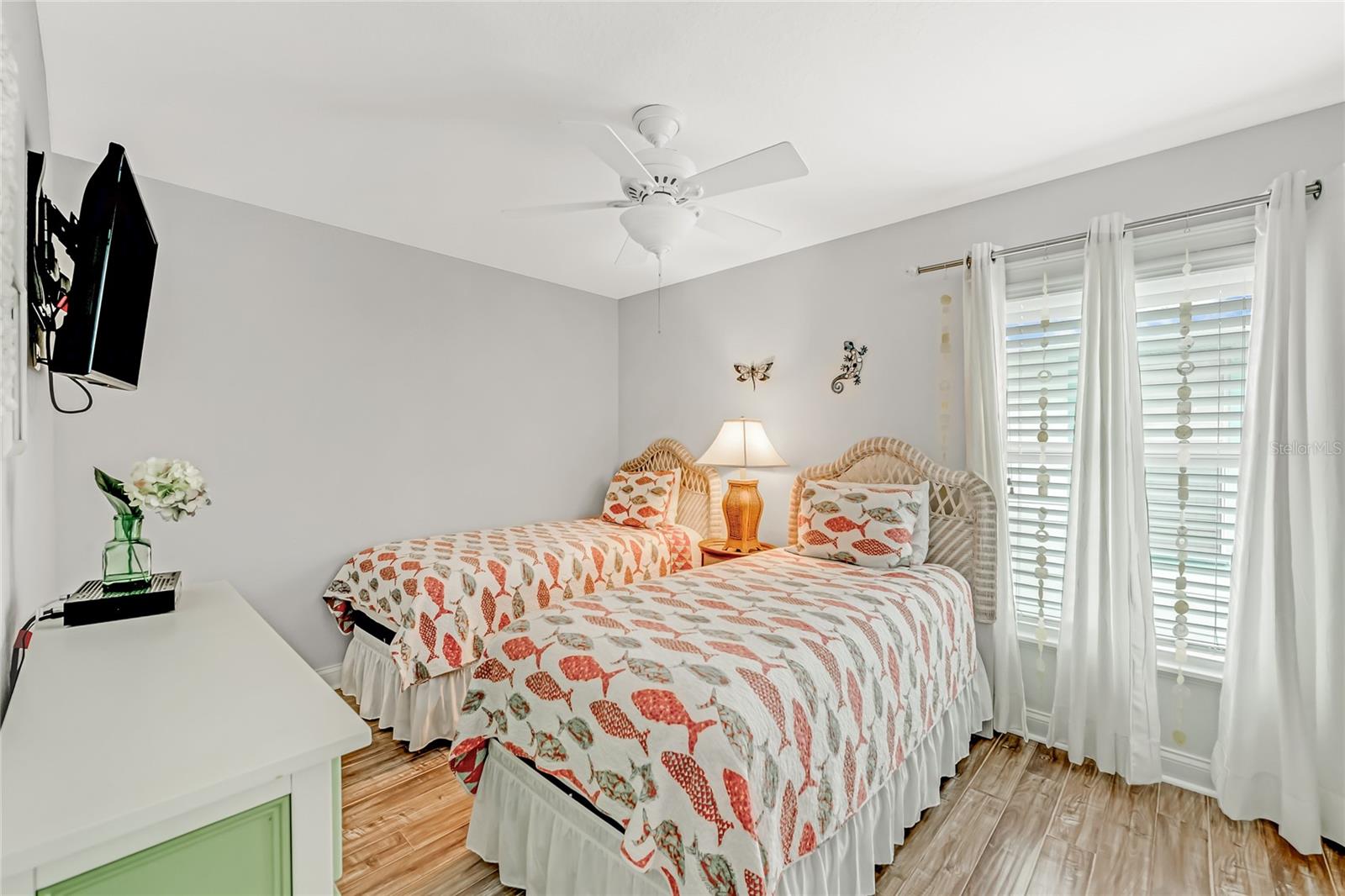 GULF BREEZE - Residential