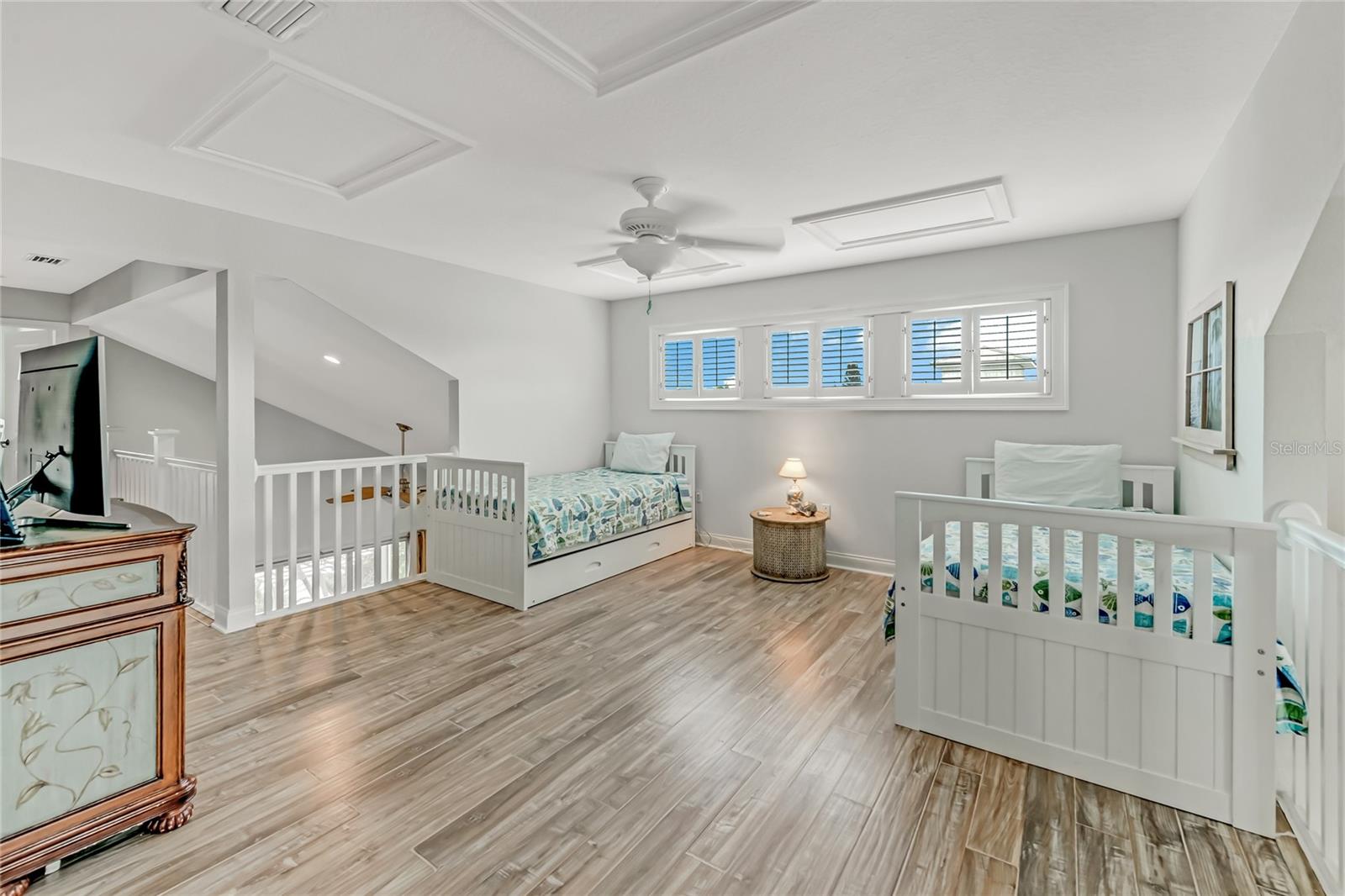 GULF BREEZE - Residential