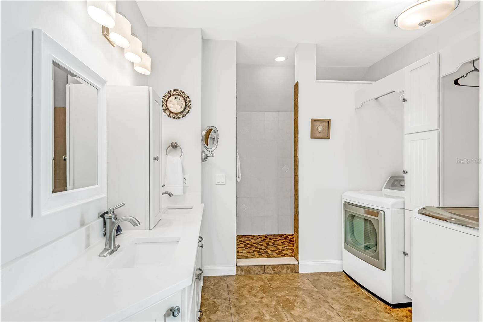 GULF BREEZE - Residential