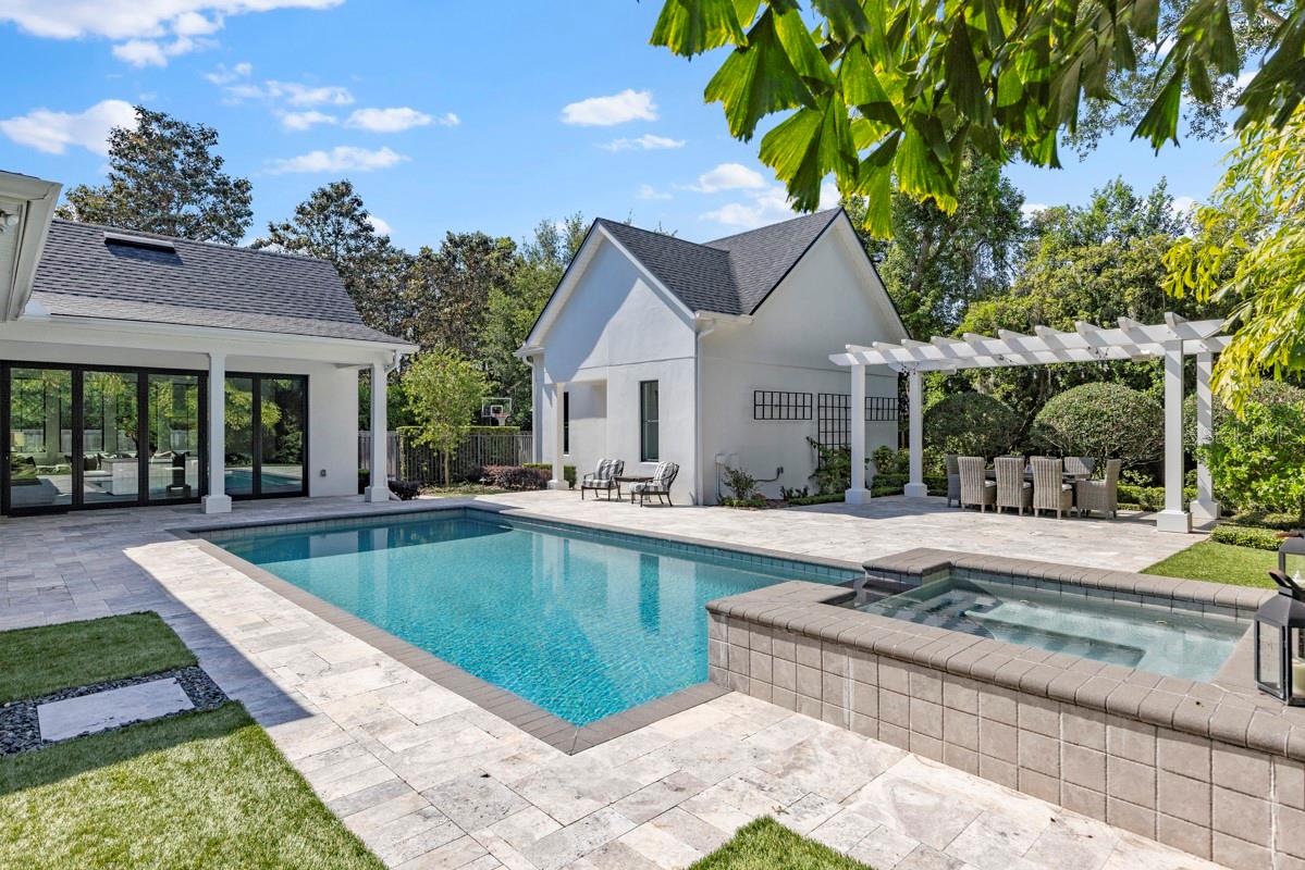 COMSTOCK PARK - Residential