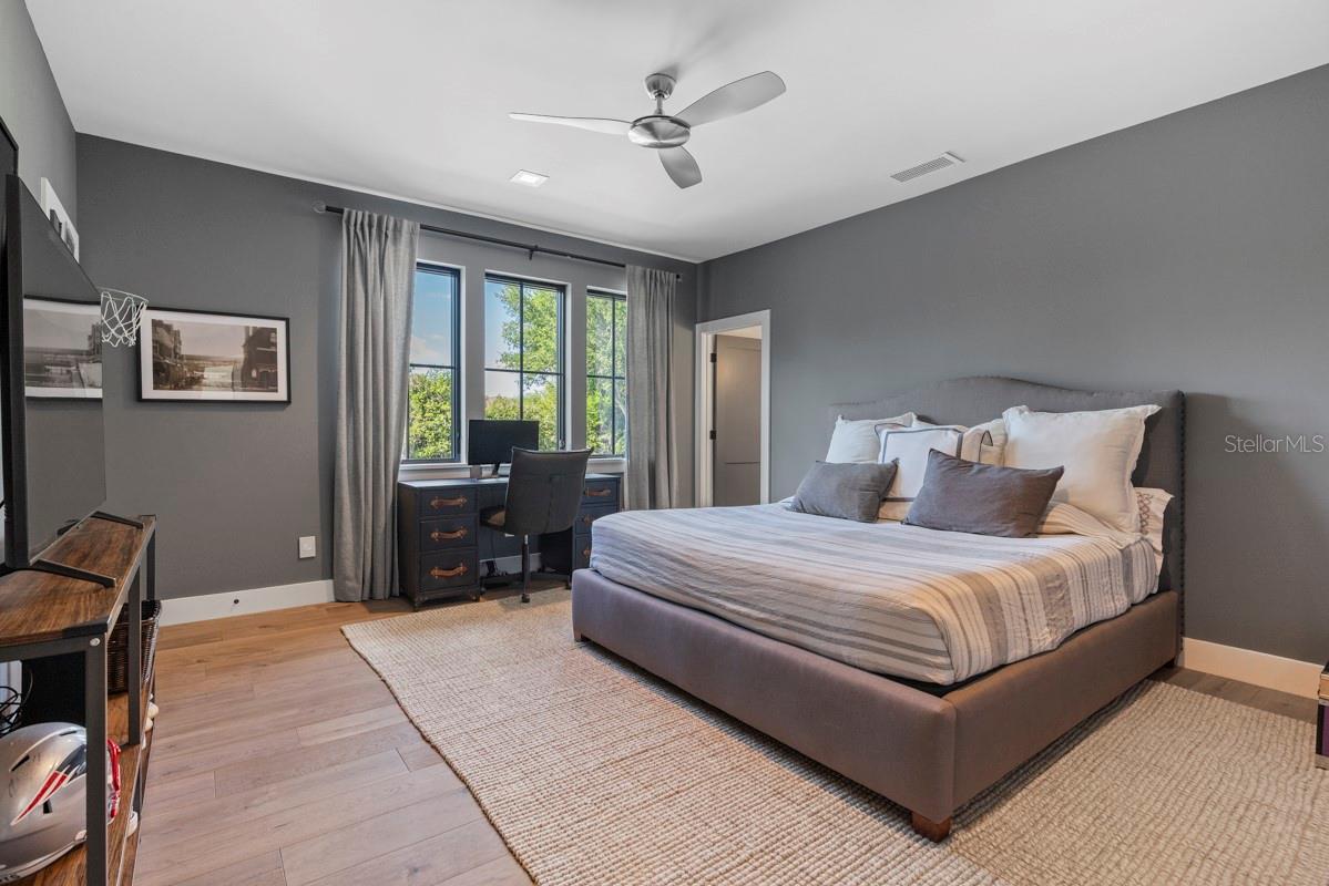 COMSTOCK PARK - Residential