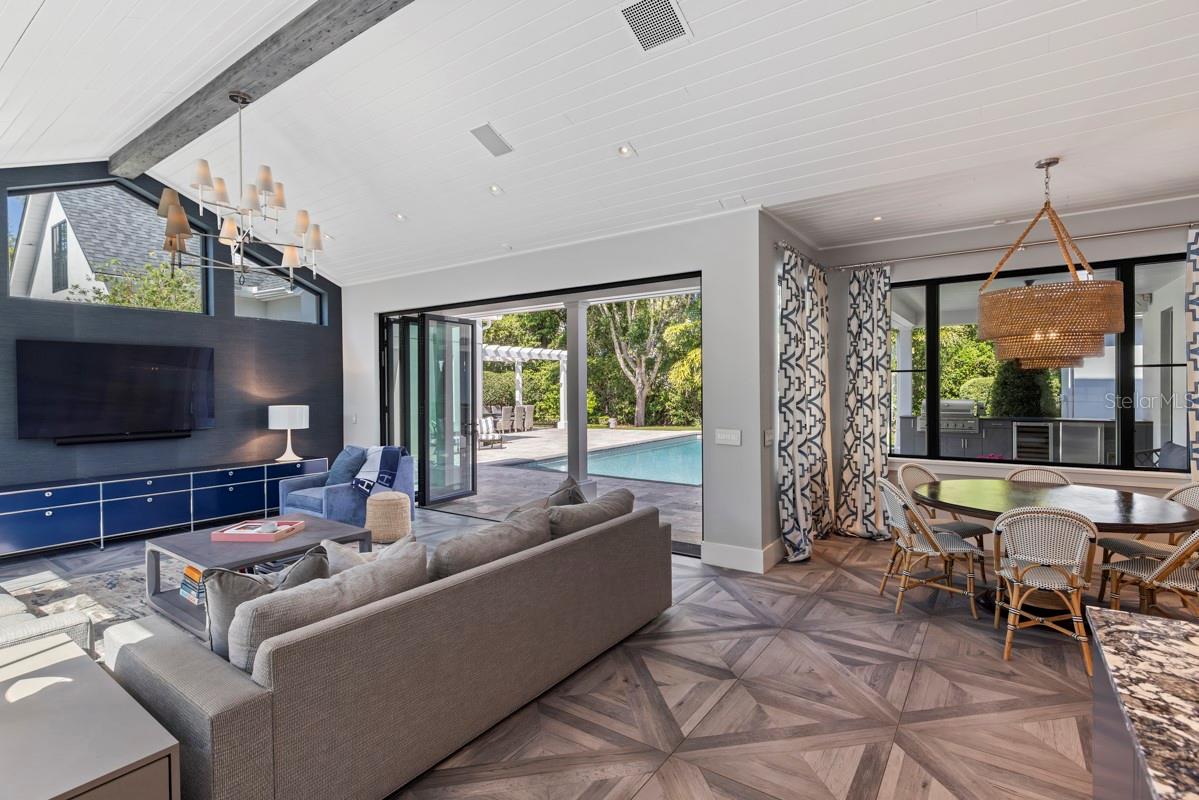 COMSTOCK PARK - Residential