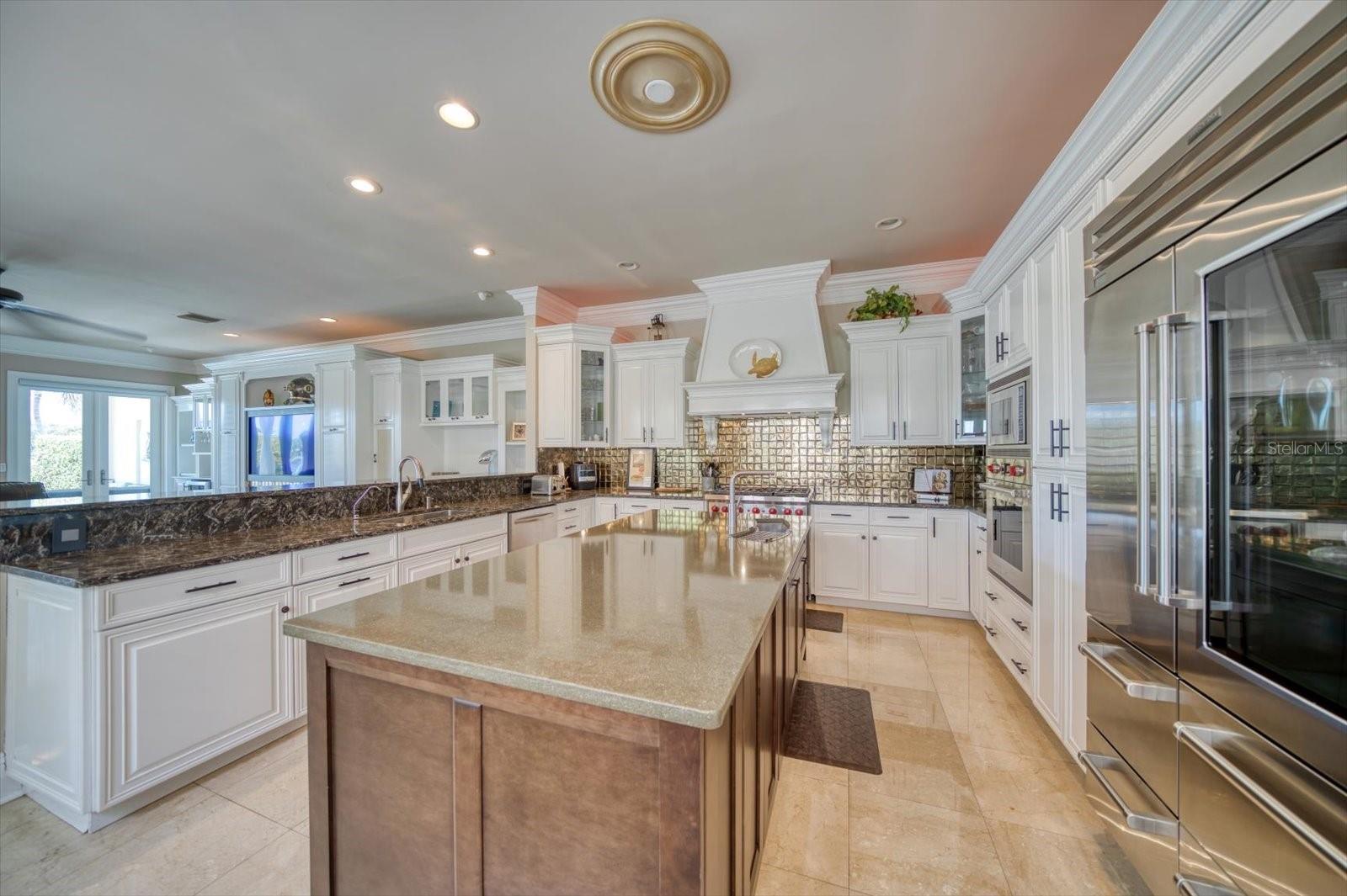 ST TROPEZ AT HARBOR ISLAND PHA - Residential