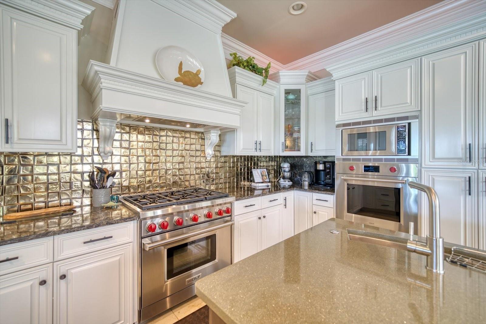 ST TROPEZ AT HARBOR ISLAND PHA - Residential