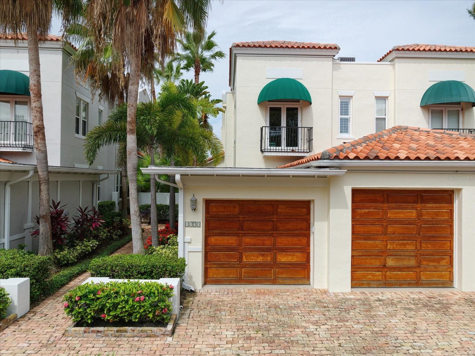 ST TROPEZ AT HARBOR ISLAND PHA - Residential