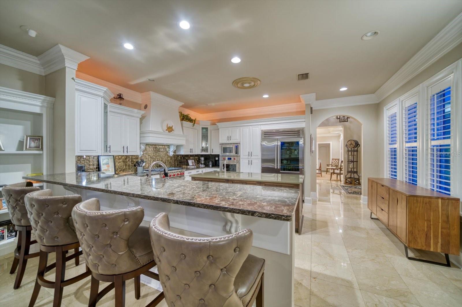 ST TROPEZ AT HARBOR ISLAND PHA - Residential