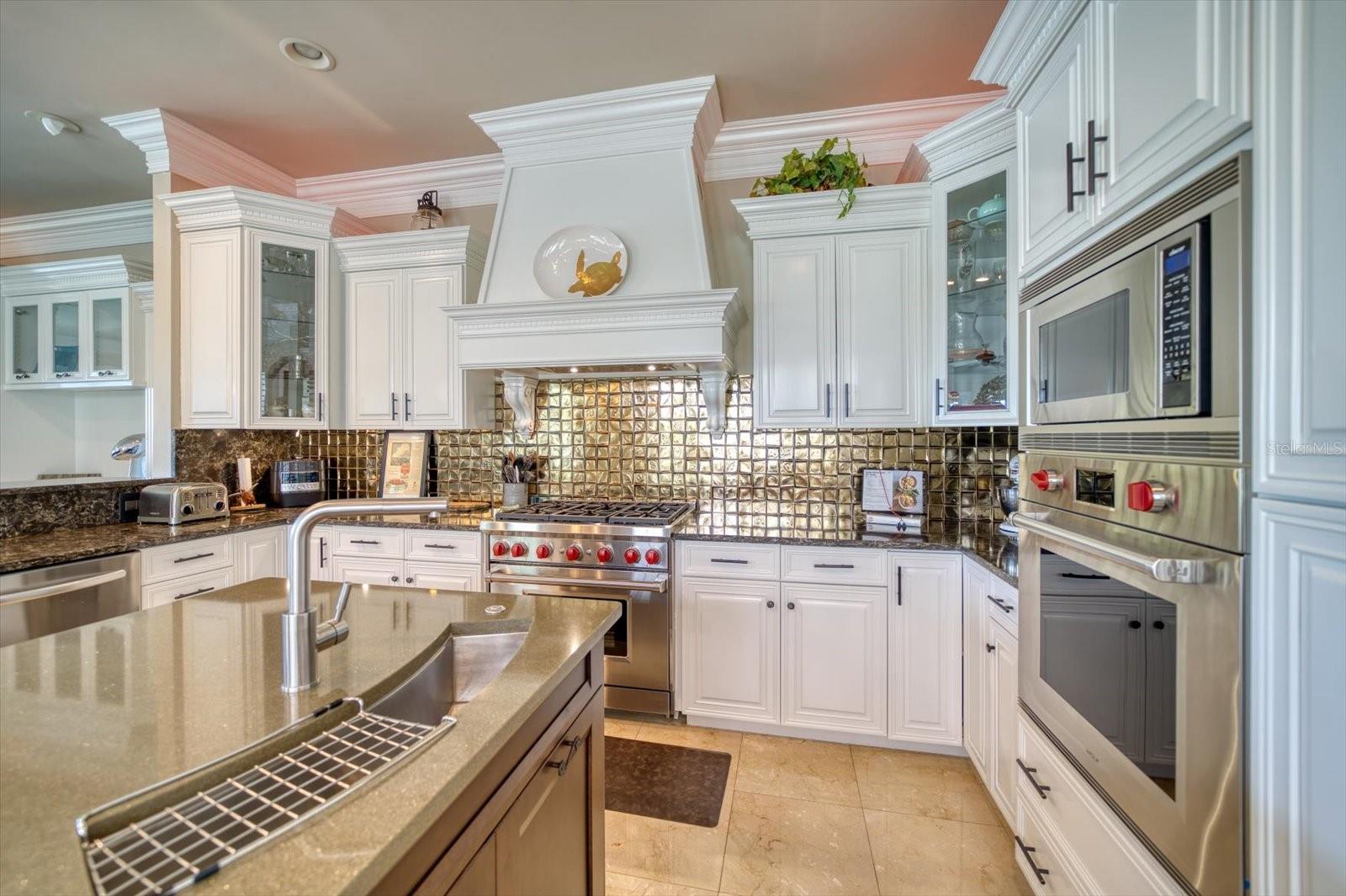 ST TROPEZ AT HARBOR ISLAND PHA - Residential