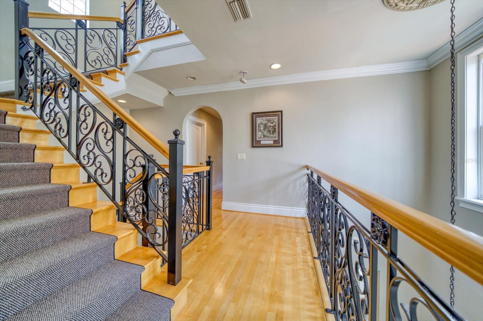 ST TROPEZ AT HARBOR ISLAND PHA - Residential