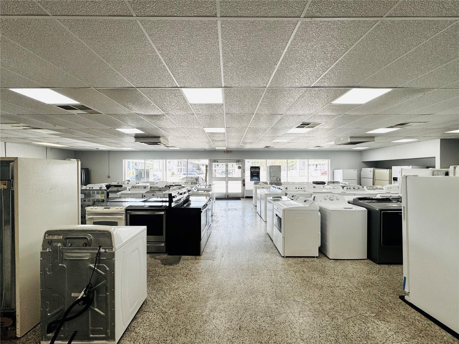 GROVE PARK - Commercial Sale