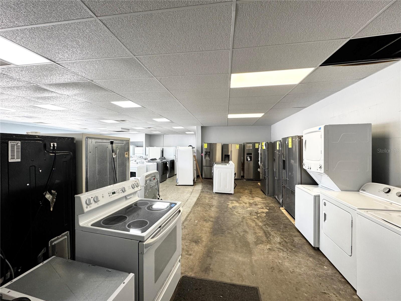 GROVE PARK - Commercial Sale