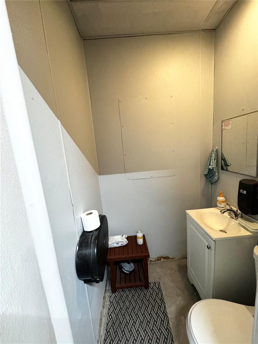 GROVE PARK - Commercial Sale