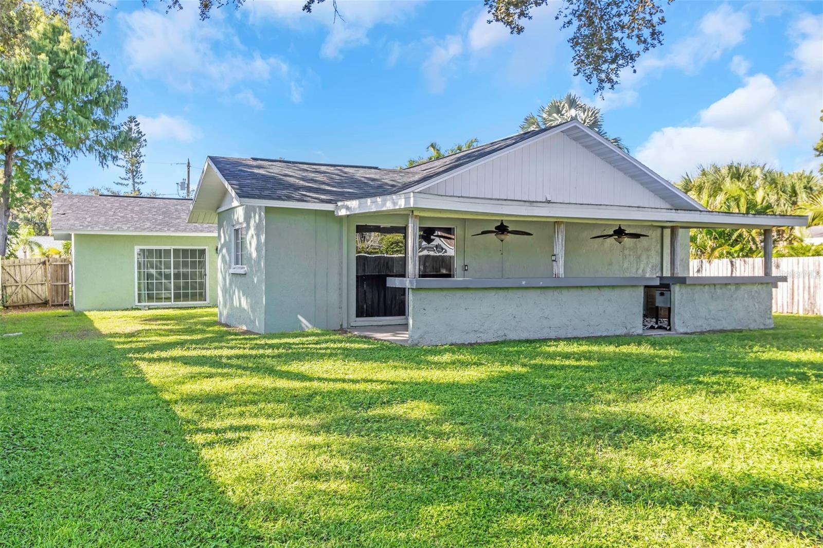 BAYVIEW ESTATES OF INDIAN ROCKS 2ND ADD - Residential