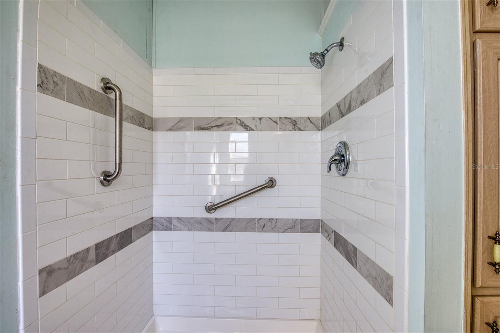 GULL-AIRE VILLAGE - Residential