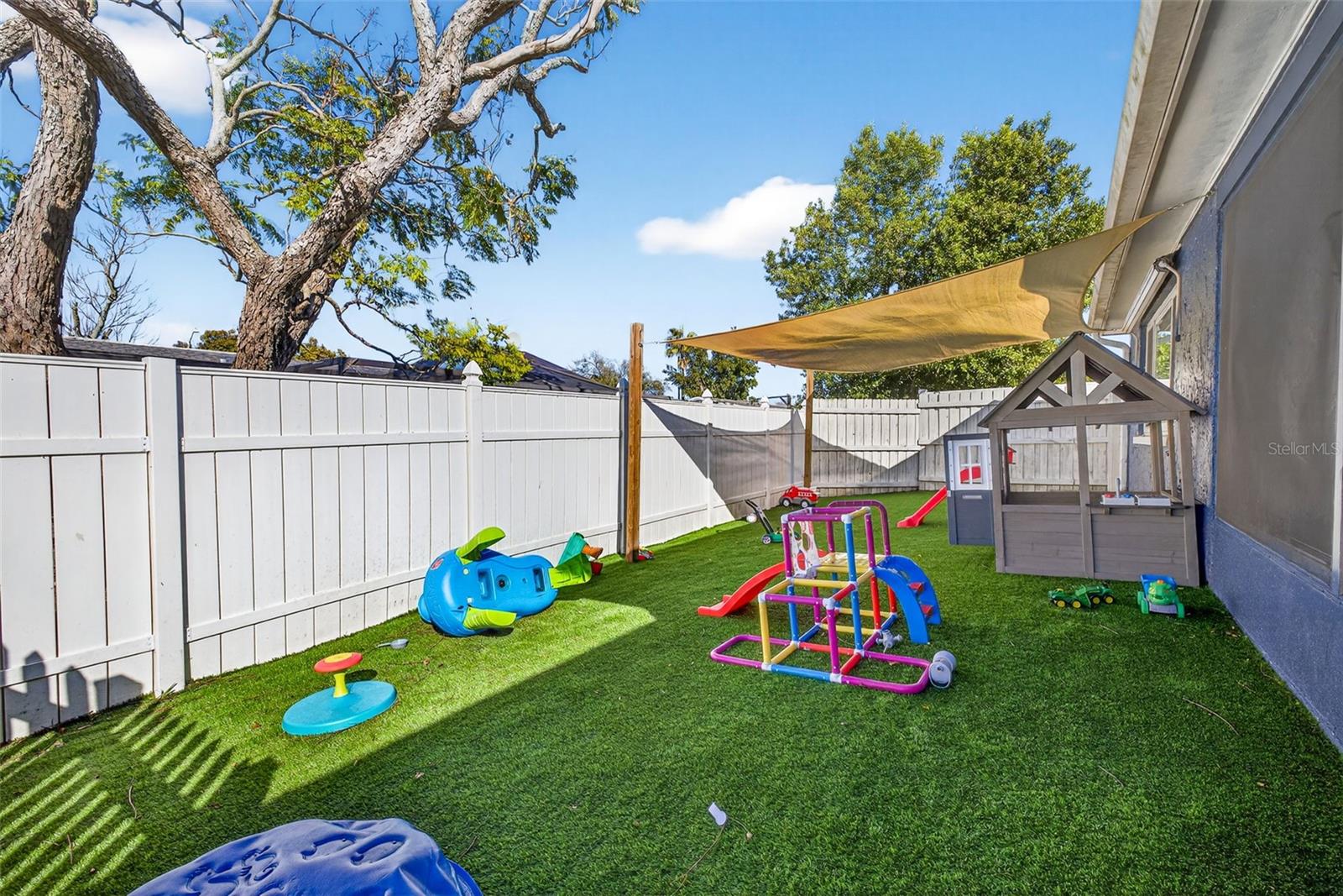 GULF HIGHLANDS - Residential