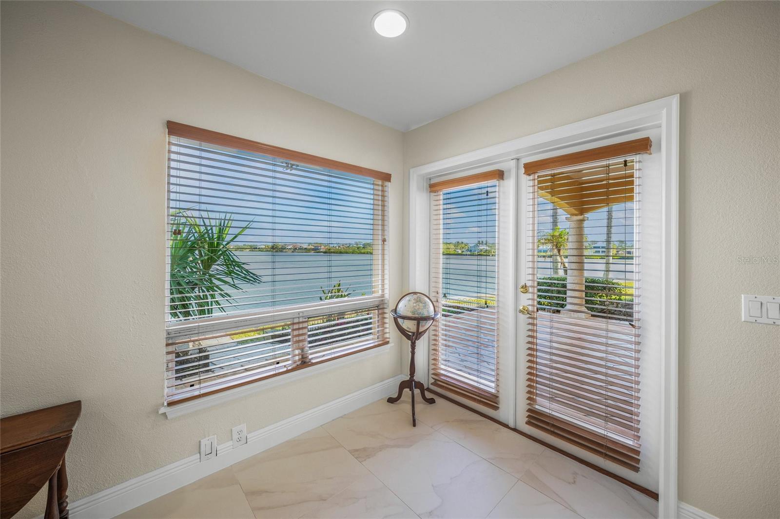 CASEY KEY - Residential