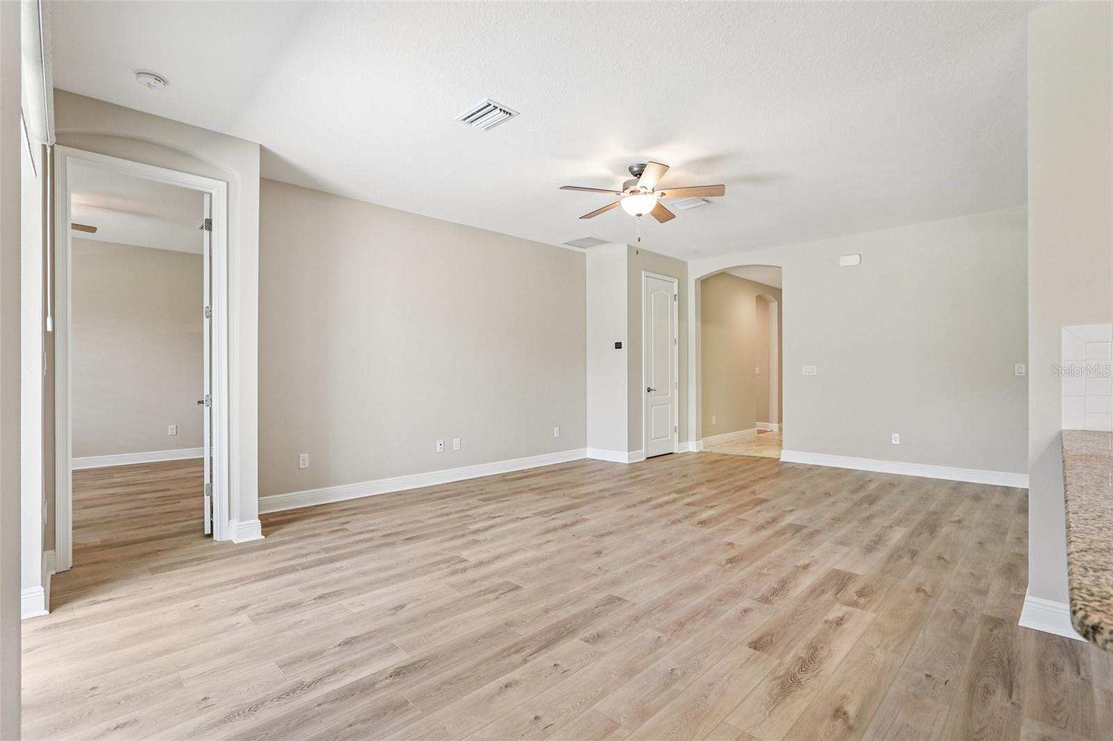 19932 HIDDEN GLEN DRIVE