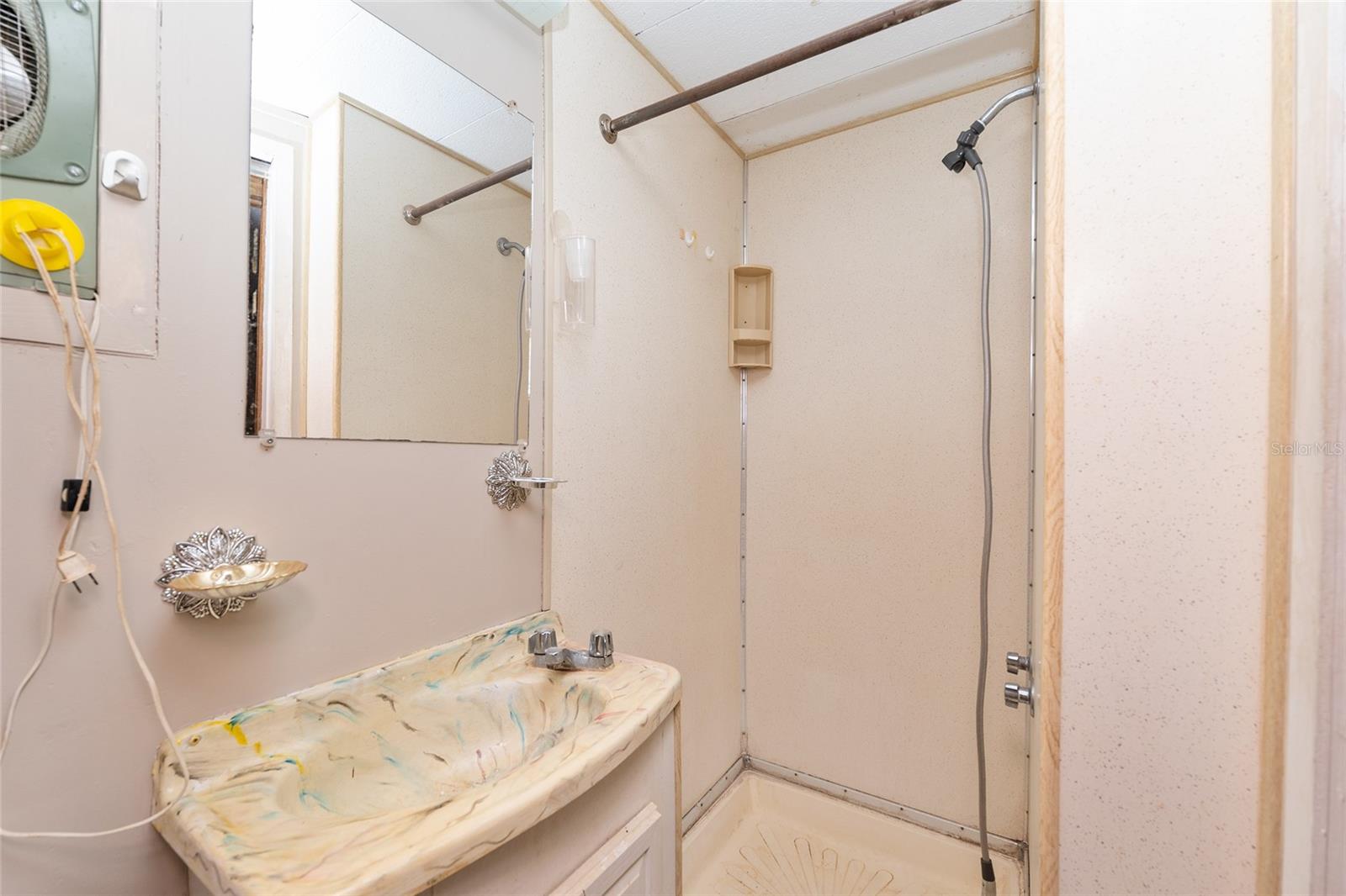 OLIVE PALM - Residential