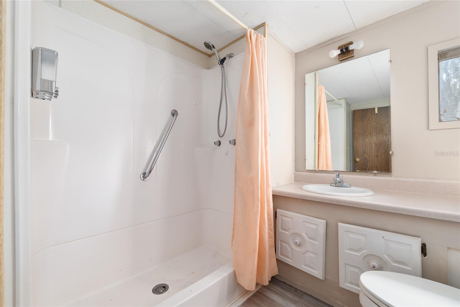 OLIVE PALM - Residential