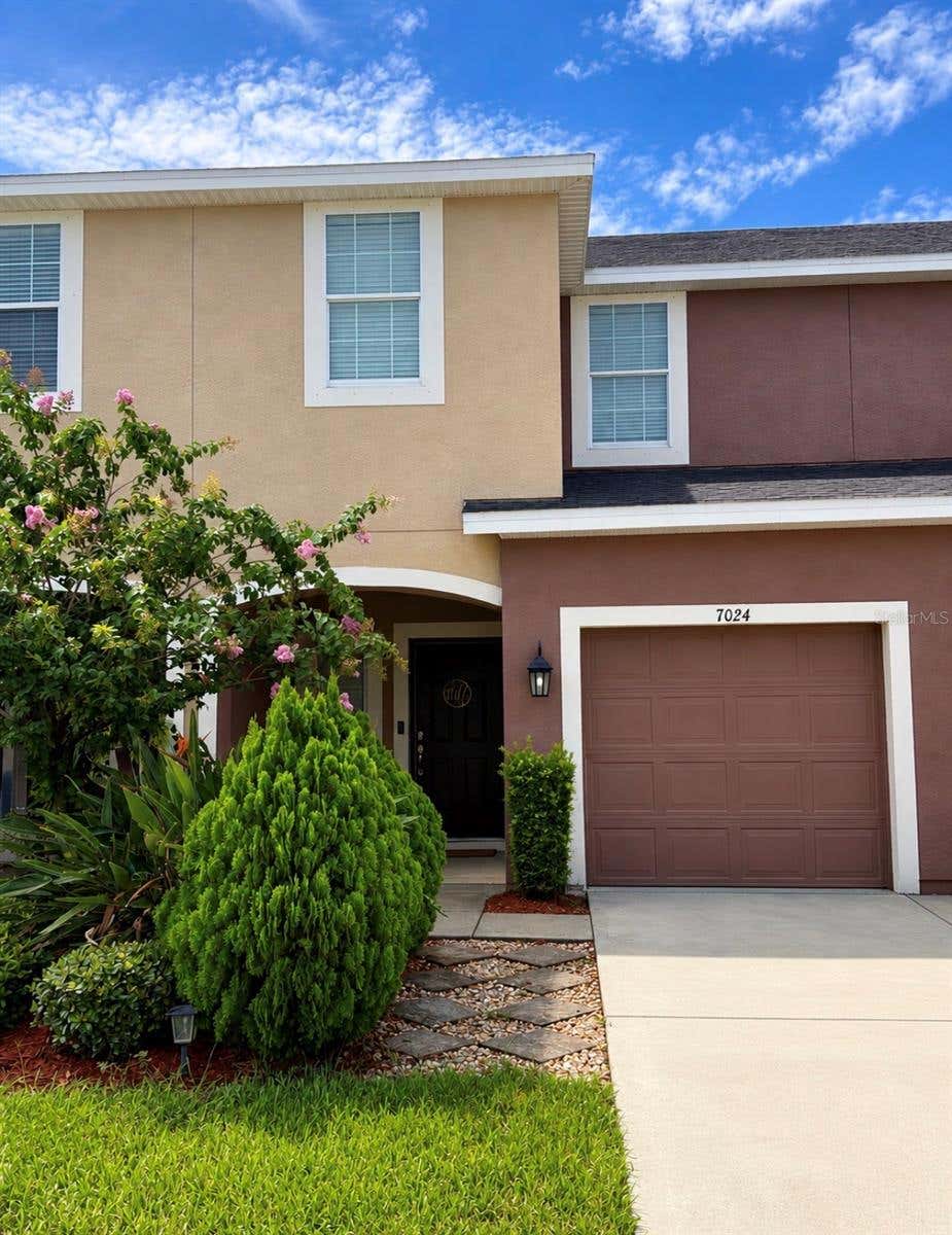 Photo of 7024 Woodchase Glen Drive, Riverview, FL 33578 (MLS # TB8534835)