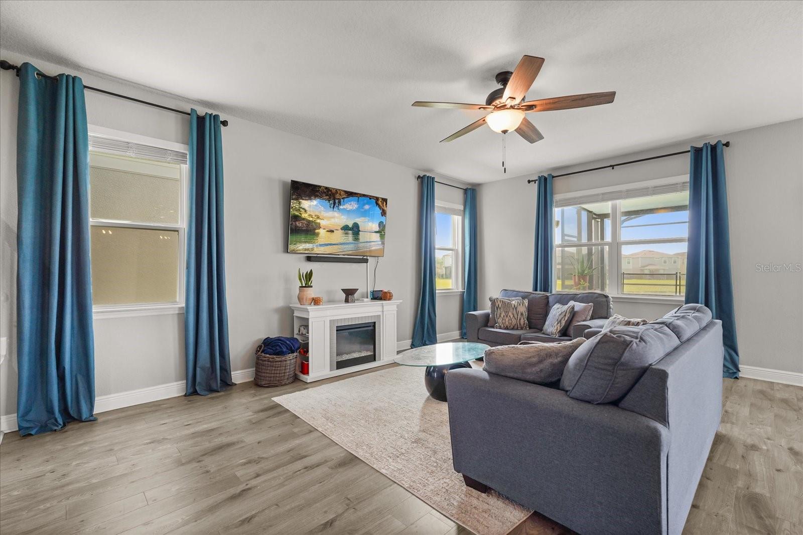 KENSINGTON RESERVE PH II - Residential