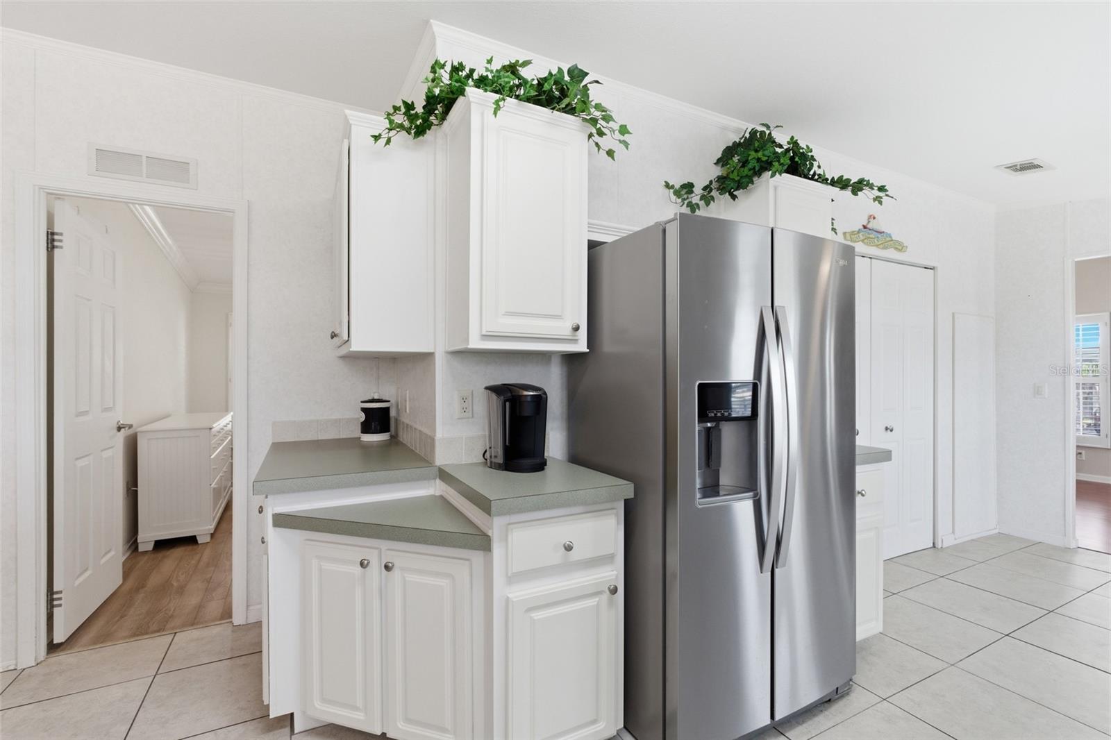 BURNT STORE COLONY MHP COOP - Residential