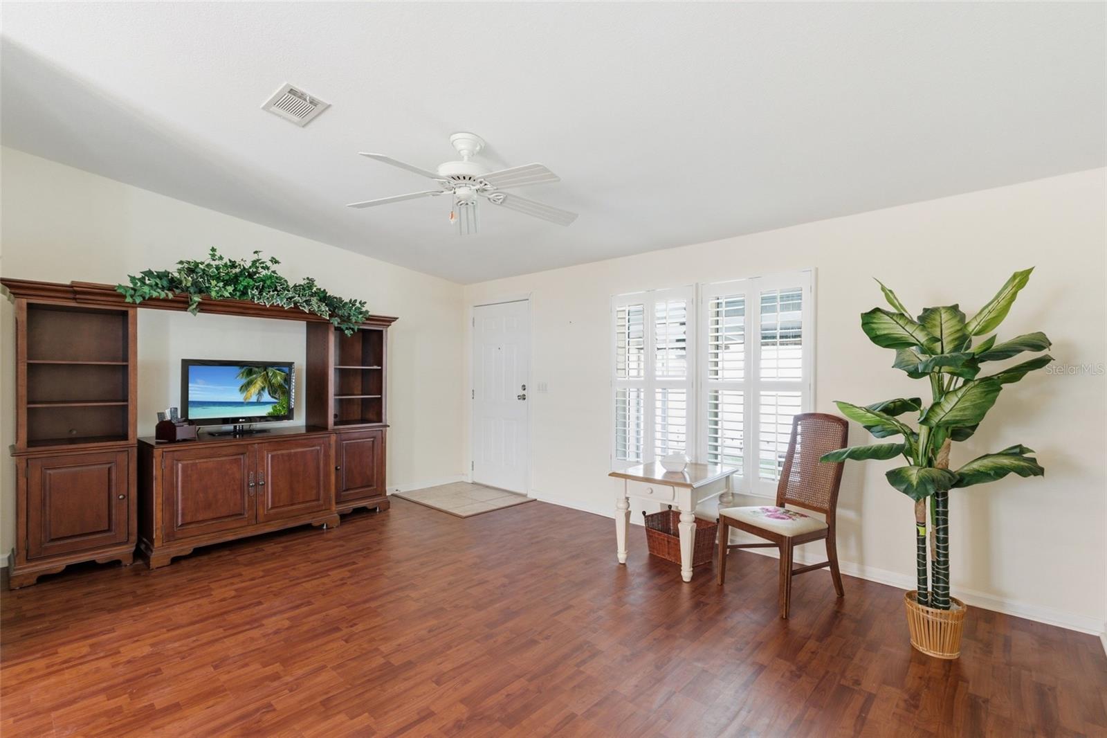 BURNT STORE COLONY MHP COOP - Residential