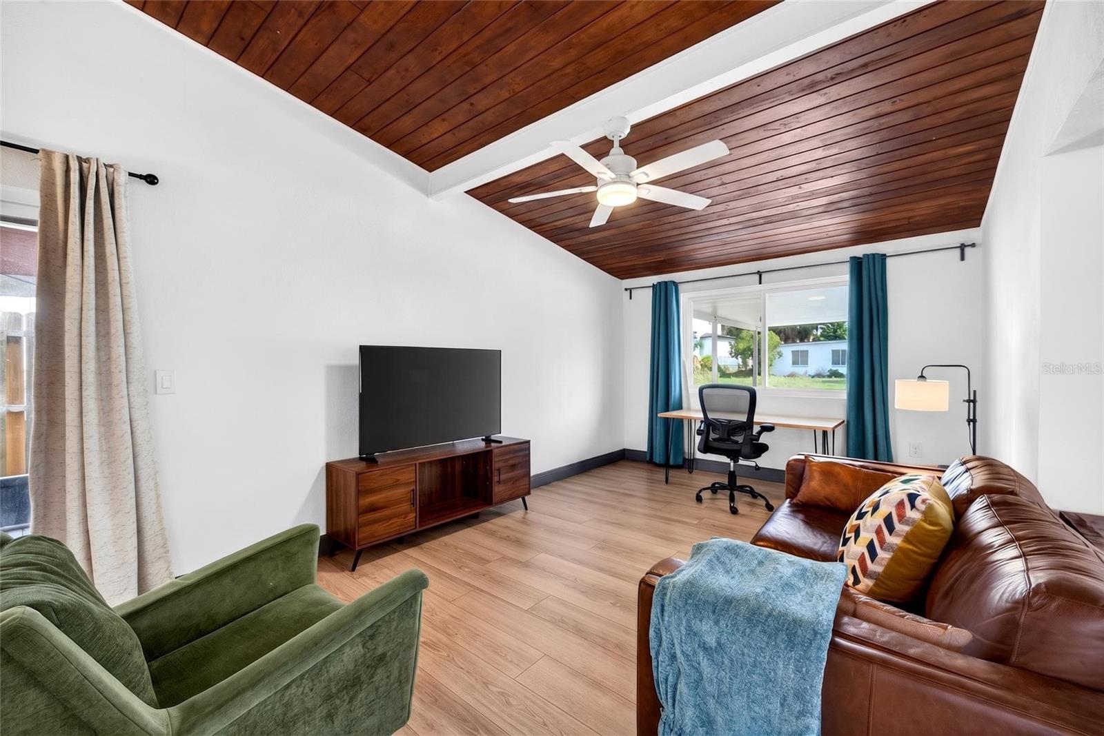 BAYHILL ESTATES ADD - Residential