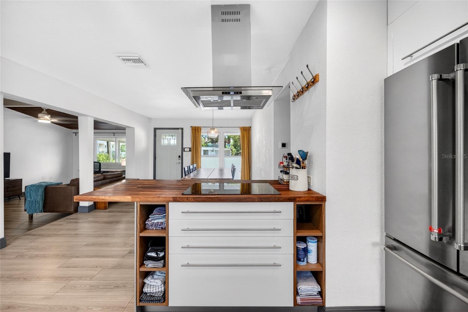 BAYHILL ESTATES ADD - Residential