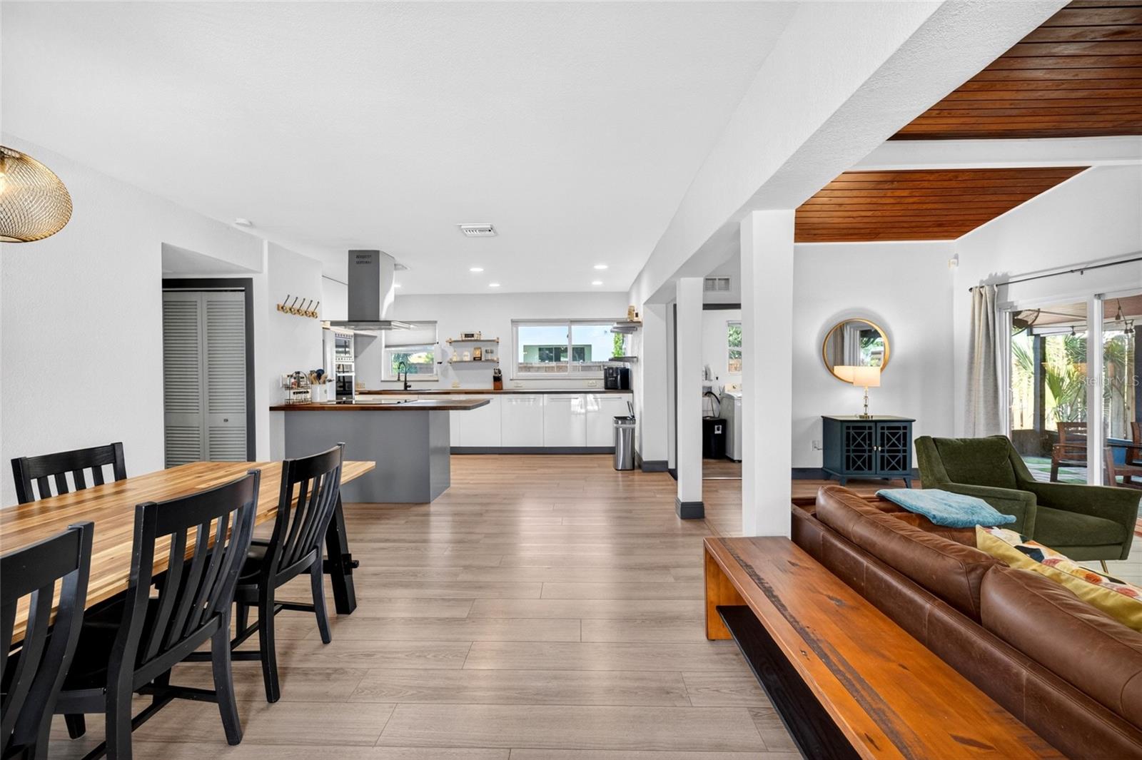 BAYHILL ESTATES ADD - Residential