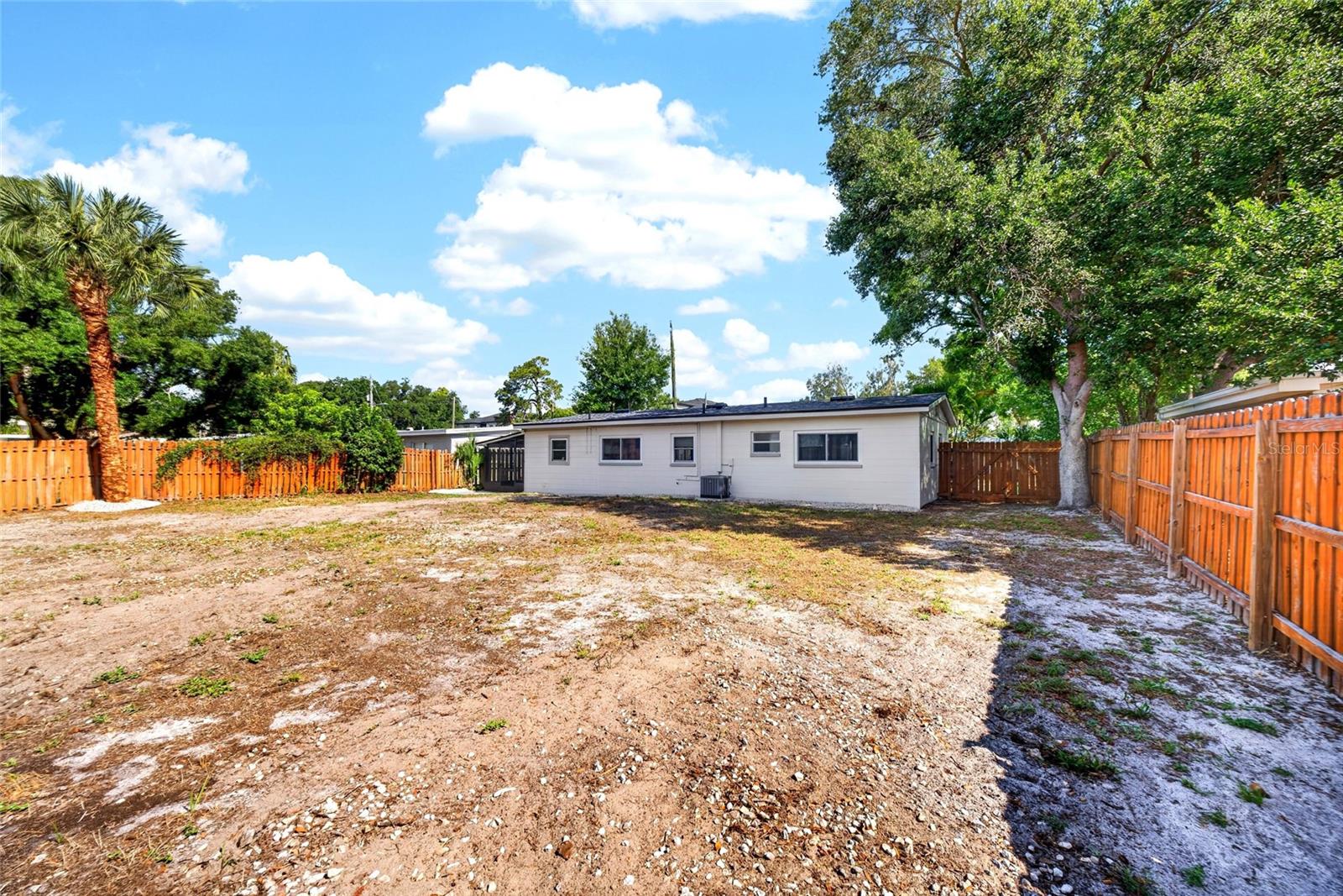 BAYHILL ESTATES ADD - Residential