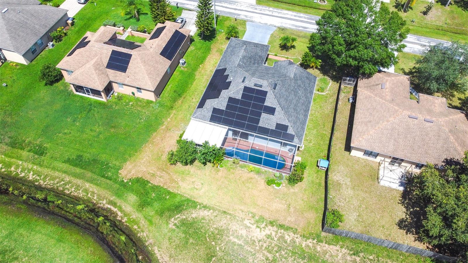 Photo 10 of 41 of 885 ADOUR DRIVE house