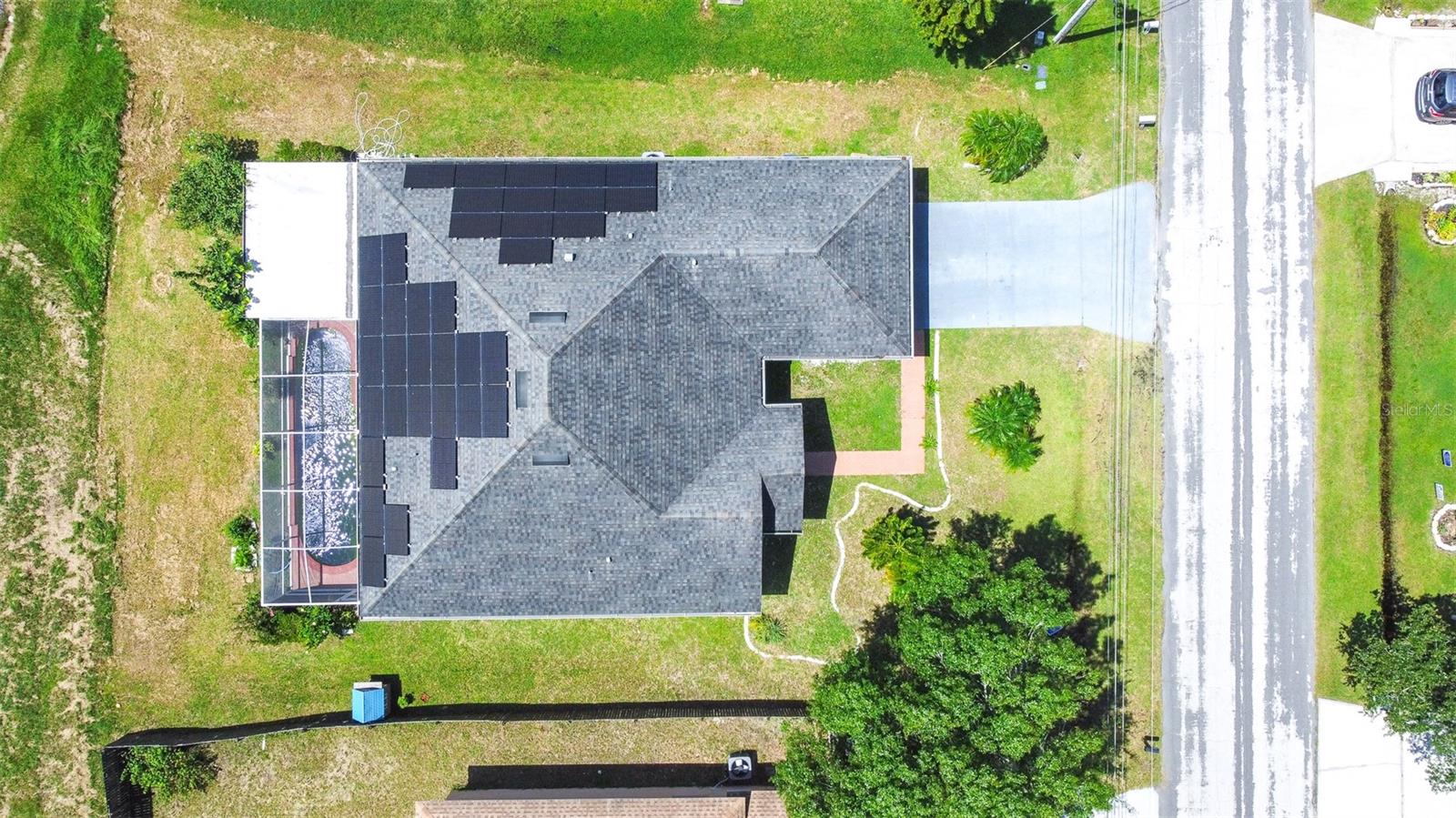 Photo 9 of 41 of 885 ADOUR DRIVE house